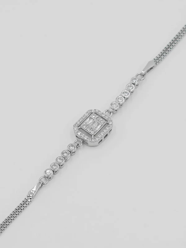 Üçlü Baget Taşlı İnce Çerçeve Gümüş Bileklik - Elenis Collection Üçlü Baget Taşlı İnce Çerçeve Gümüş Bileklik – Kadın Gümüş Bileklik
