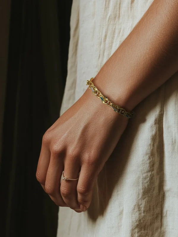 Bracciale in argento placcato oro con lavorazione a catena - Elenis Collection Bracciale in Argento con Catena Placcato Oro – Bracciale in Argento Femminile